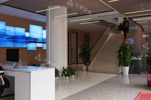 南宁柏乐口腔江南盛天地分院大厅图