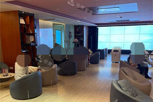 上海艺星整形玻尿酸填充值得选吗？针对太阳穴/苹果肌/下巴，综合打造精致脸