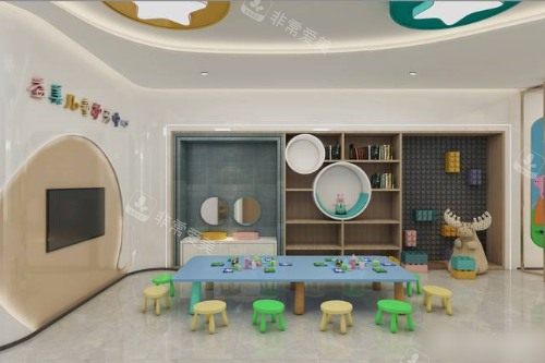 新乡嘉泽益美口腔星海分院儿童玩耍区