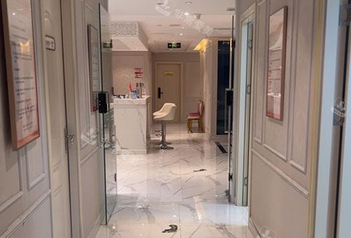 广州雅贝壹医疗美容走廊环境图