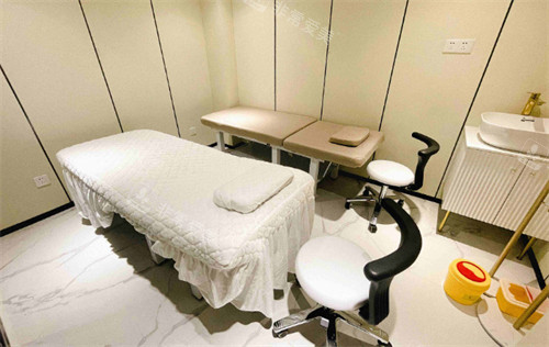 上海鹏爱医疗美容门诊部皮肤科