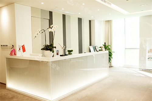 昆明艺星医疗美容医院导诊台