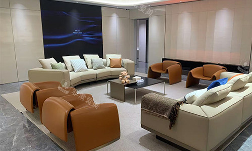 上海唯专整形医院等待沙发