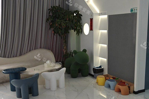 珠海诺贝尔口腔休息区图