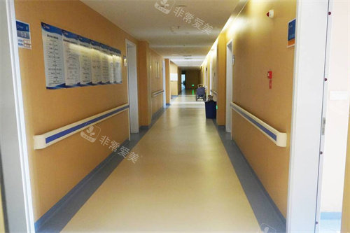 南通泽明眼科走廊