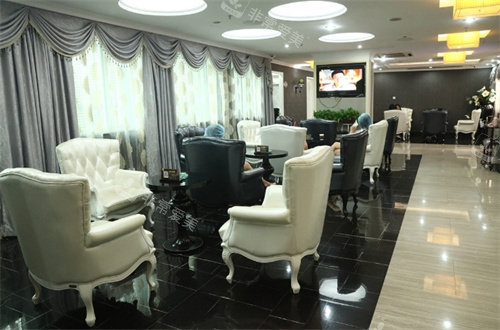 深圳阳光医疗美容等候区环境