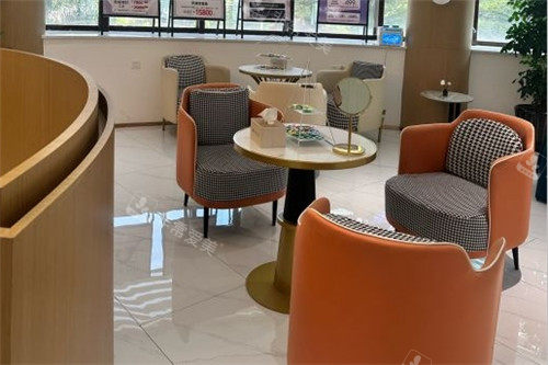 莆田云朵医疗美容医院大厅等待区