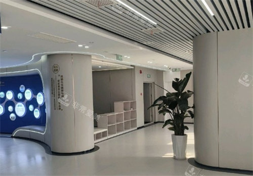 西安科大植发大厅环境图