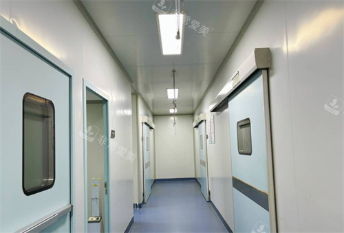 昆明源生植发手术过道