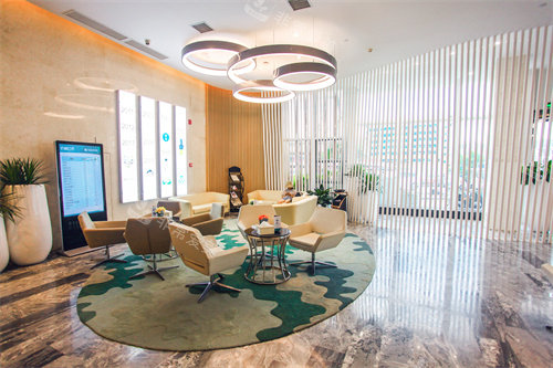 南宁爱思特整形大厅环境