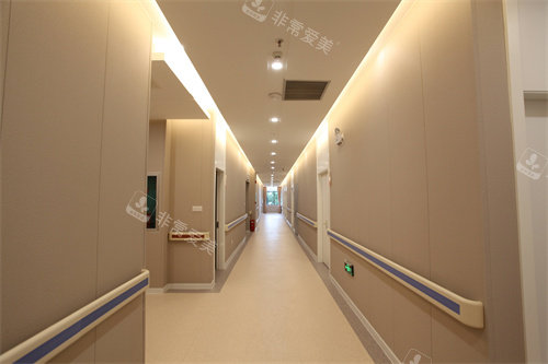 南宁东方医疗美容医院走廊