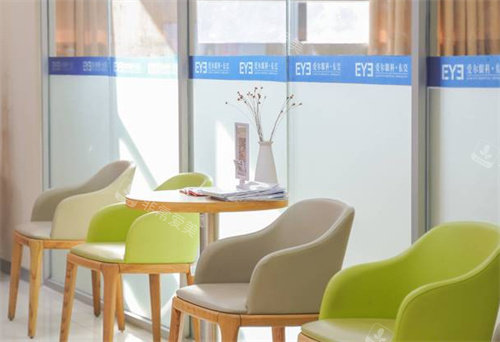 东莞爱尔眼科内景