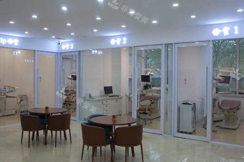 临汾侯马王琳口腔候诊区