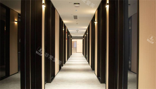 深圳非凡整形医院走廊