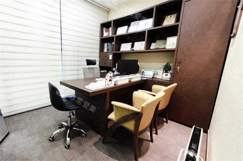 韩国芭堂整形面诊室