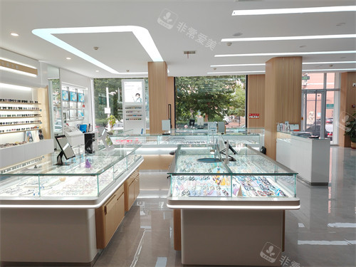 保定新视眼科配镜区