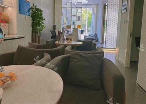 石家庄创美整形休息座椅