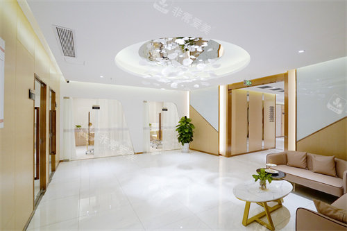 汕头紫馨整形面诊侯诊厅