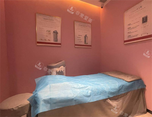 西宁青美医疗美容光电施术室