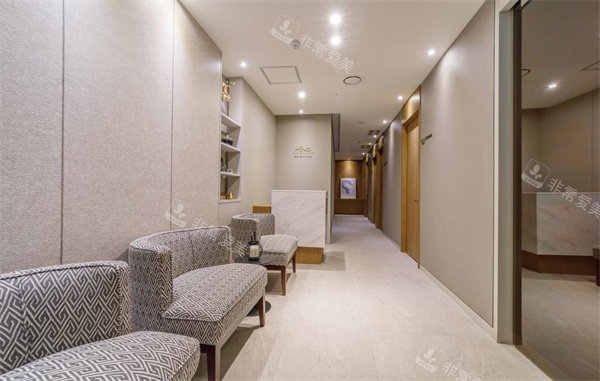 韩国弘大mind皮肤科前台