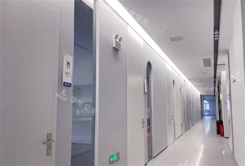 宜春康贝口腔走廊照片