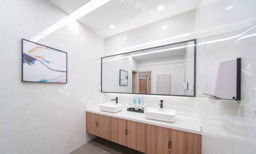 合肥沃瑞眼科洗手间示意图