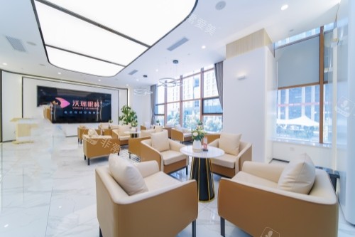 合肥沃瑞眼科候诊区