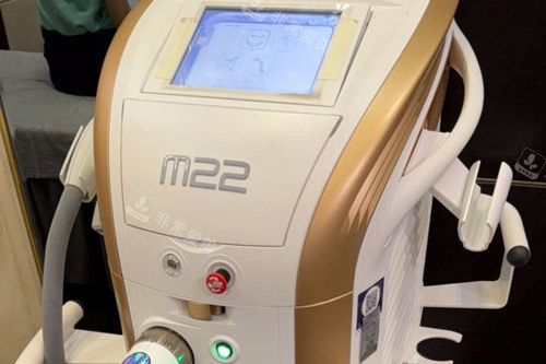 鞍山张玉霞星范医疗美容仪器图