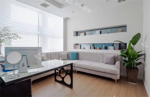 长沙爱思特医疗美容医院面诊环境