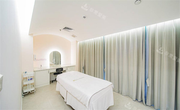 中山爱汇星医疗美容护理间 中山爱汇星医疗美容护理间