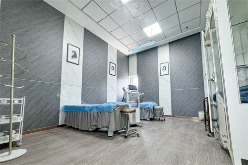 西宁华美整形治疗室 西宁华美整形治疗室