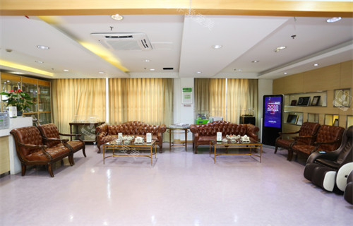 上海华美医疗美容医院大厅环境图