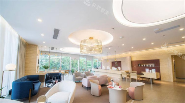 中山爱汇星整形医院是正规的吗？正规医美机构，医师技术细腻审美在线口碑出众