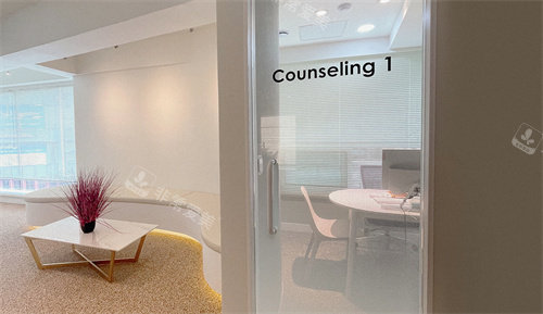 韩国狎鸥亭Schedule皮肤科面诊室