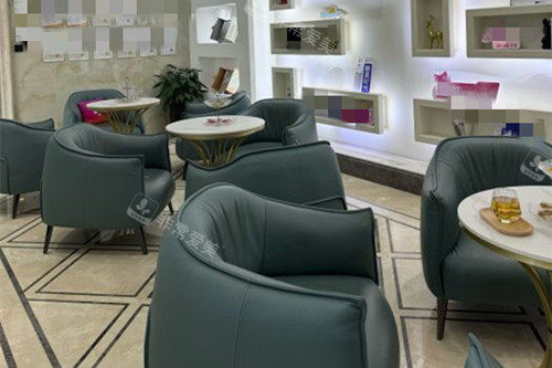 杭州韩美医疗美容内部休息等待区环境