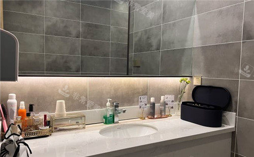 丹东富雅华医整形洗漱区