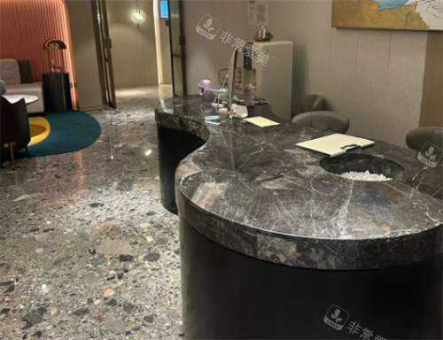 北京漾格医疗美容询问台