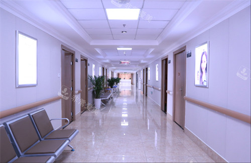 四川友谊医院整形科过道 四川友谊医院整形科过道