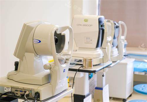 柳州爱尔眼科检查区