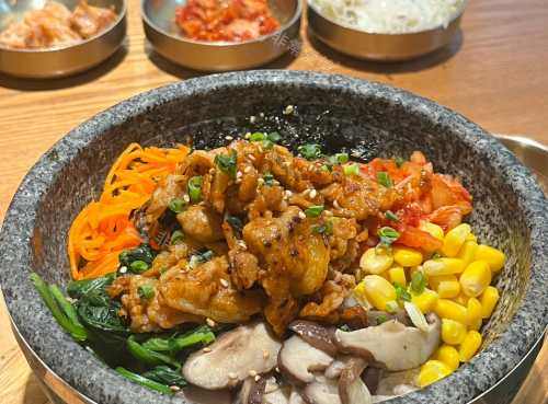 韓國美食石鍋拌飯 韓國美食石鍋拌飯
