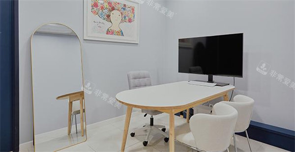 韩国褔莱泽pleasure整形外科面诊