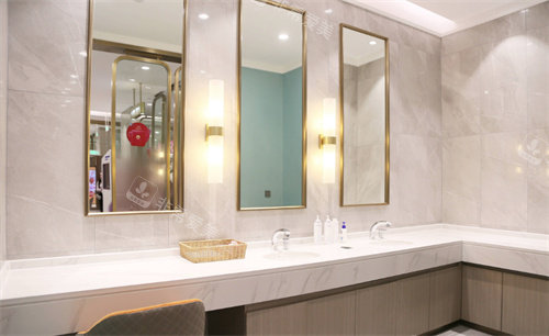 昆明吴氏嘉美整形卸妆