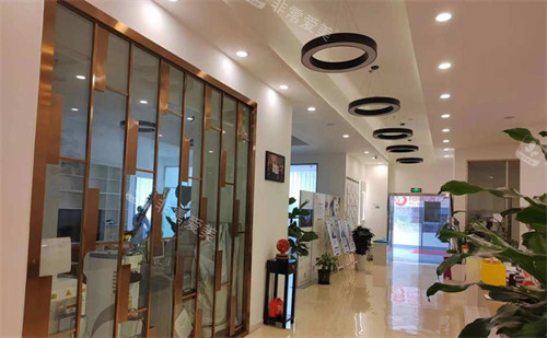 昆明植发医院哪家好？昆明青丝植发/源生植发/碧莲盛植发植发技术好