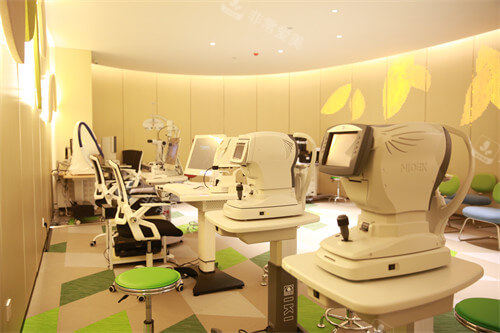 杭州黑马眼科检查室