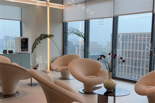 宁波颜蕾轻医美海曙院区等候区