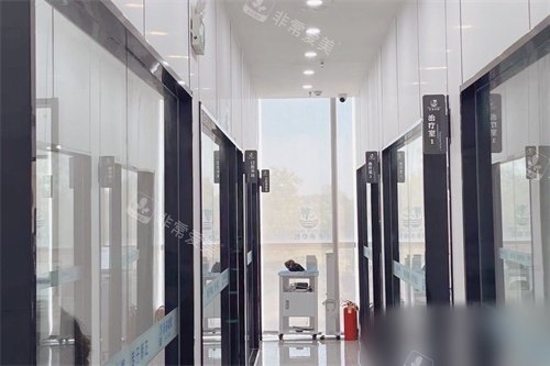 莱阳泉云口腔大寺街店走廊