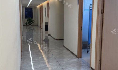 宁波和平整形诊室门口图