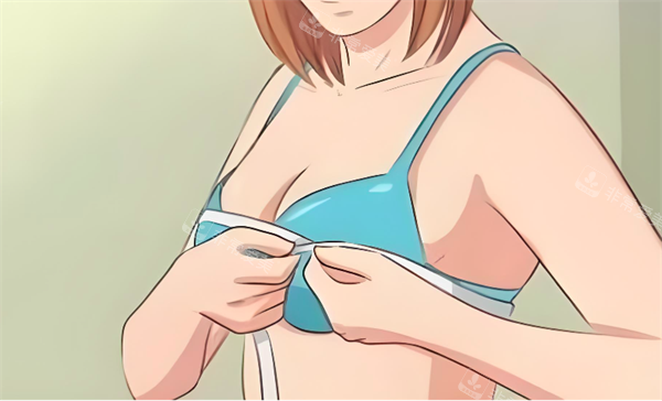 隆胸术后展示图