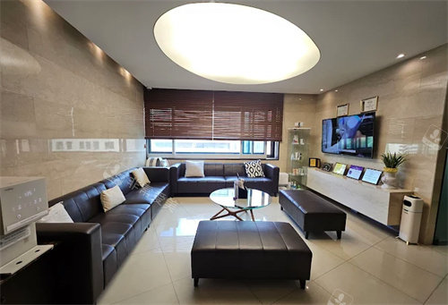 韓國D&A皮膚科等待區(qū)