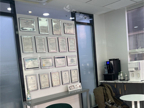 韩国4月31日整形外科